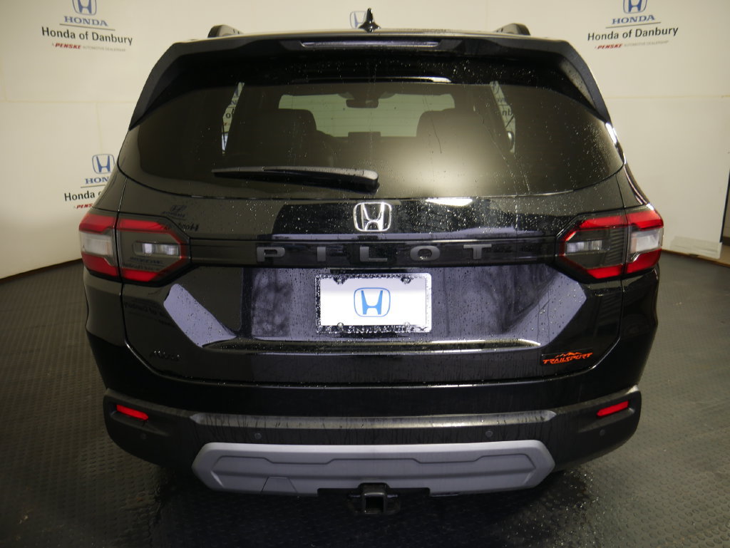 New 2026 Honda Pilot TrailSport image 5