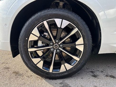 New 2026 Volvo XC60 B5 Plus w/ Protection Package Premier image 9