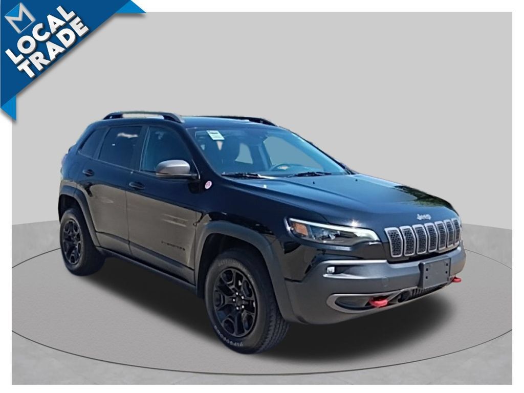 Used 2021 Jeep Cherokee Trailhawk w/ Premium Leather Package AWD/4WD image 3