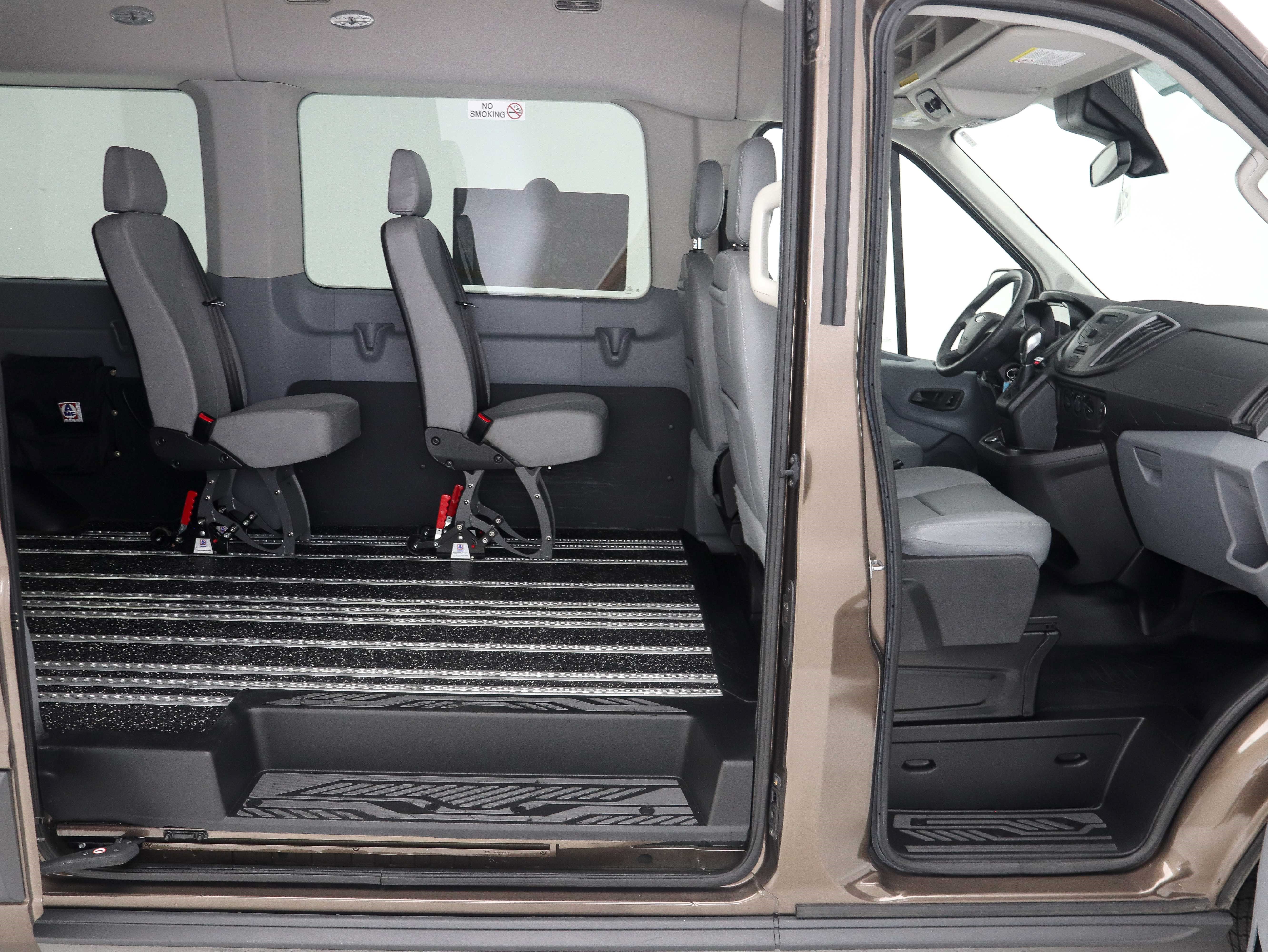 Used 2017 Ford Transit 350 XL RWD image 16