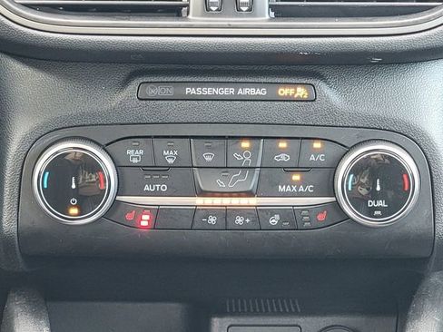 Certified 2023 Ford Escape Active AWD/4WD image 29