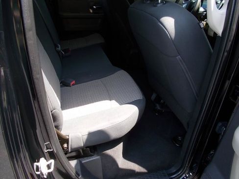 Used 2012 RAM 1500 Classic SLT AWD/4WD image 25