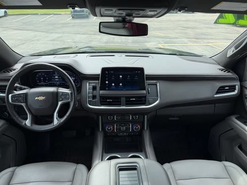 Used 2022 Chevrolet Tahoe LT w/ Luxury Package AWD/4WD image 24