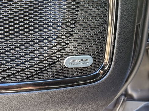 Used 2022 Jeep Compass Limited w/ Sun and Sound Group image 12