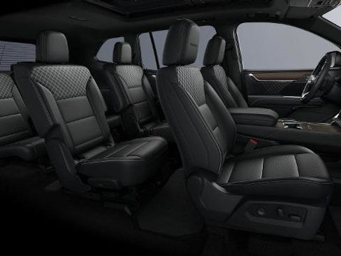 New 2026 GMC Acadia Denali w/ Super Cruise Package AWD/4WD image 8