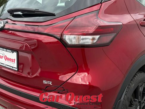 Used 2023 Nissan Kicks SR FWD image 22