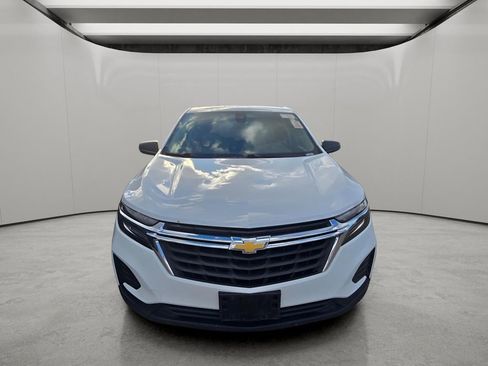 Used 2023 Chevrolet Equinox LS image 13