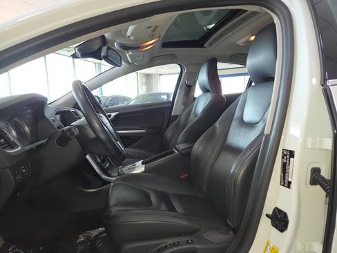 Used 2012 Volvo S60 T5 w/ Climate Pkg FWD image 18
