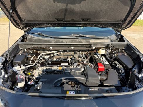 Used 2024 Toyota RAV4 Adventure image 11