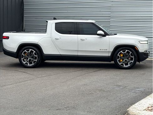 Used 2022 Rivian R1T Launch Edition image 11