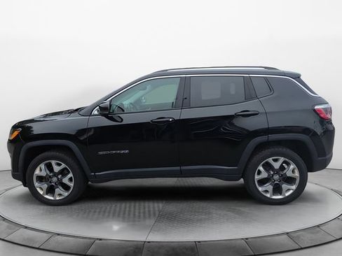 Used 2017 Jeep Compass Limited w/ Navigation Group AWD/4WD image 2