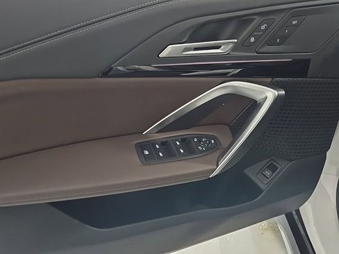 Certified 2024 BMW X1 xDrive28i w/ Technology Package image 17