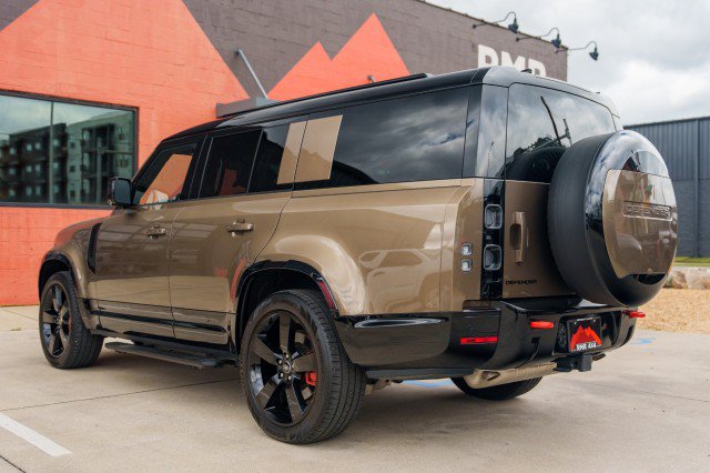 Used 2025 Land Rover Defender 130 X AWD/4WD image 7