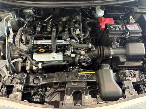 New 2025 Nissan Versa SR image 27