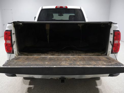 Used 2017 Chevrolet Silverado 1500 LT w/ LT Fleet Convenience Package AWD/4WD image 4