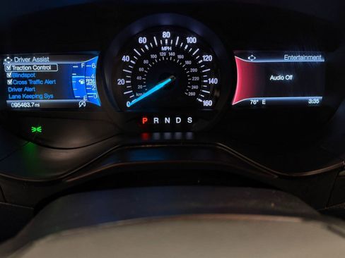 Used 2019 Ford Fusion SE FWD image 17
