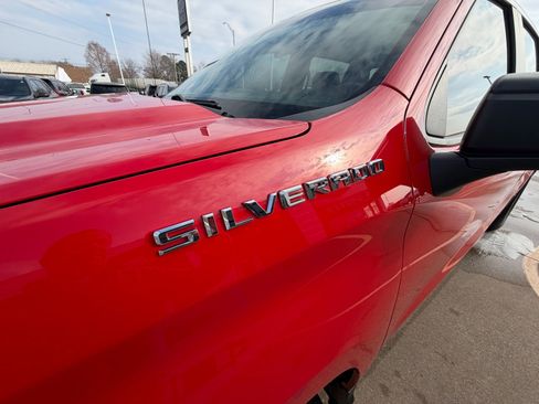 Used 2023 Chevrolet Silverado 1500 Custom image 6