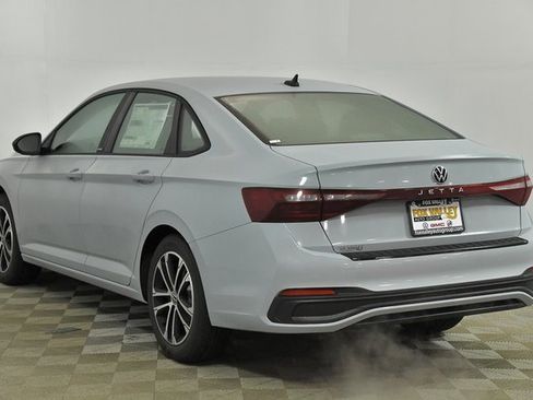 New 2025 Volkswagen Jetta Sport image 4