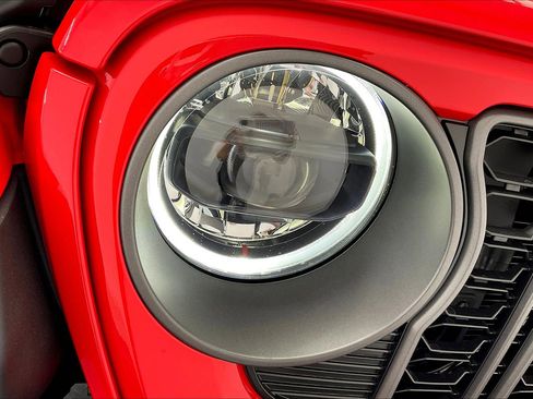 New 2025 Jeep Wrangler Unlimited Rubicon image 15