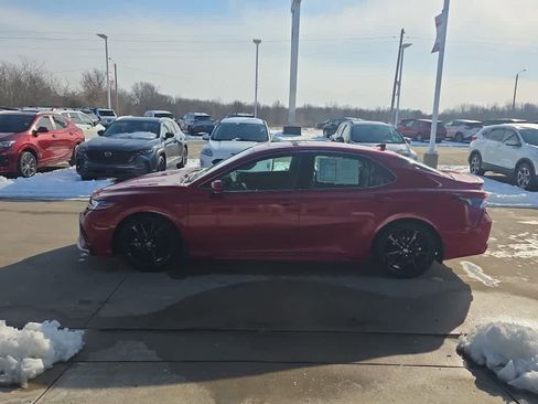 Used 2024 Toyota Camry XSE w/ Navigation Package image 5