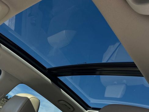 Used 2020 Buick Envision Essence image 26