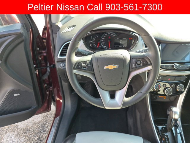 Used 2017 Chevrolet Trax Premier FWD image 11