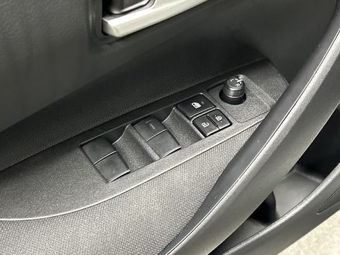 Used 2026 Toyota Corolla SE FWD image 15