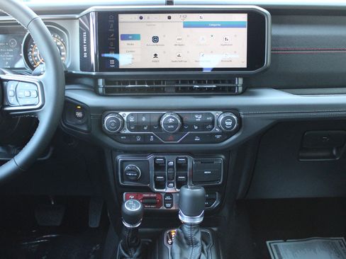 New 2026 Jeep Gladiator Rubicon image 19