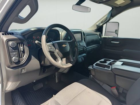Used 2023 Chevrolet Silverado 2500 Custom AWD/4WD image 30