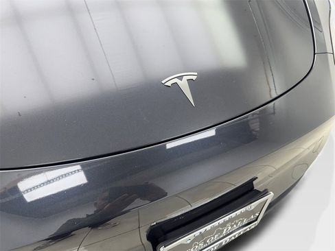 Used 2024 Tesla Model Y Long Range image 24