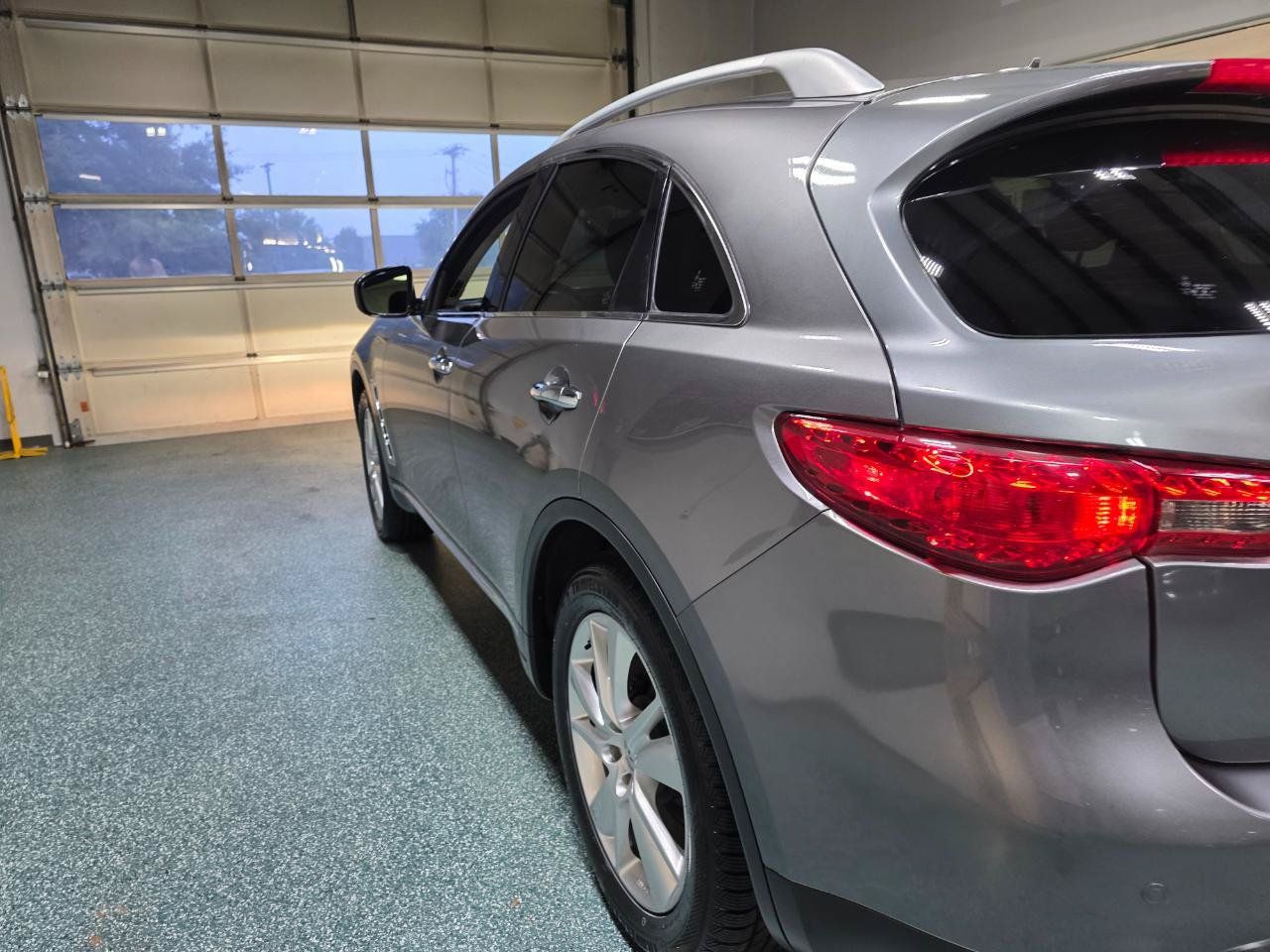 Used 2013 INFINITI FX37 AWD w/ Premium Pkg image 10