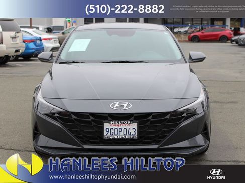Used 2023 Hyundai Elantra Blue image 4