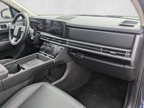 Used 2025 Hyundai Santa Fe SEL image 19