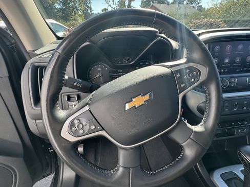 Used 2022 Chevrolet Colorado ZR2 w/ LPO, Door Decal Package image 18