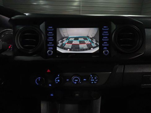 Used 2021 Toyota Tacoma SR image 27