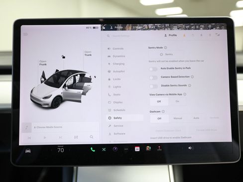 Used 2021 Tesla Model Y Long Range AWD/4WD image 62