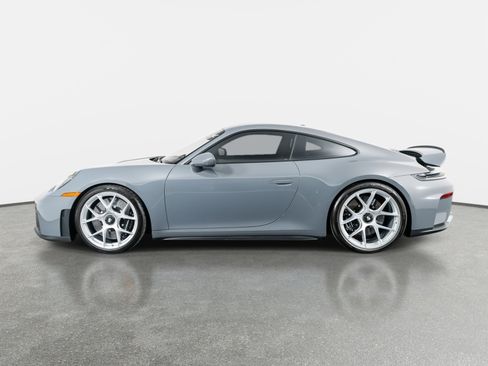 Used 2026 Porsche 911 GT3 w/ Lightweight Package In Black image 16
