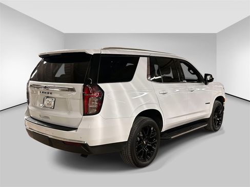 Used 2023 Chevrolet Tahoe LS image 3