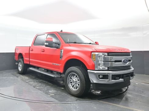 Used 2019 Ford F250 Lariat w/ Lariat Value Package AWD/4WD image 9