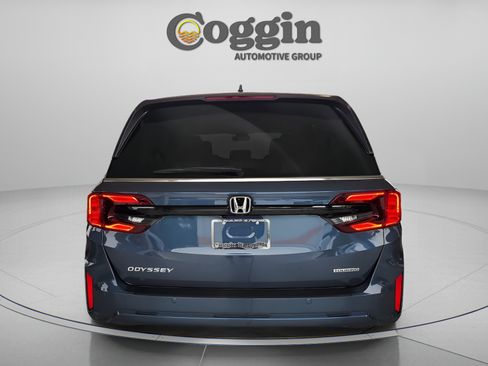 Used 2026 Honda Odyssey Touring image 5