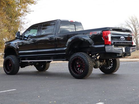 Used 2017 Ford F250 Lariat w/ Lariat Value Package image 7