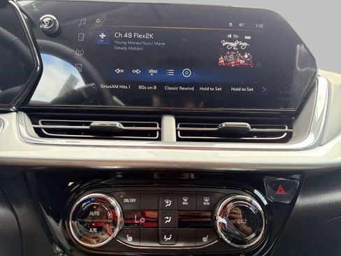 New 2026 Chevrolet Trax LT w/ Driver Confidence Package FWD image 19