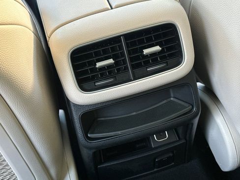 Certified 2022 Mercedes-Benz GLE 350 w/ AMG Line Exterior image 31