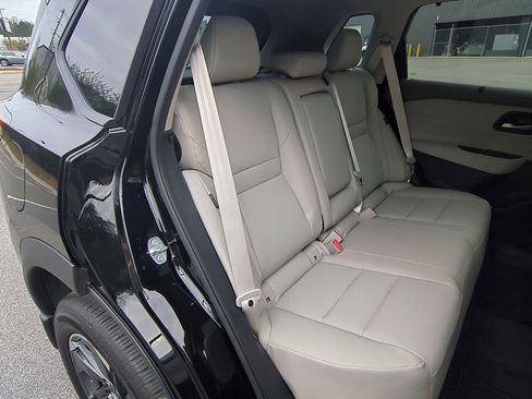 Certified 2026 Nissan Rogue SV w/ SV Premium Package image 29