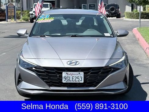 Used 2023 Hyundai Elantra SEL FWD image 3