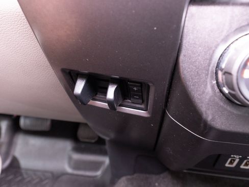 Used 2019 Ford F150 XLT AWD/4WD image 22