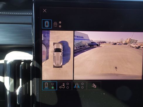 Used 2025 GMC Acadia Elevation image 21