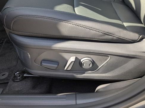 New 2026 Kia Sportage EX FWD image 19