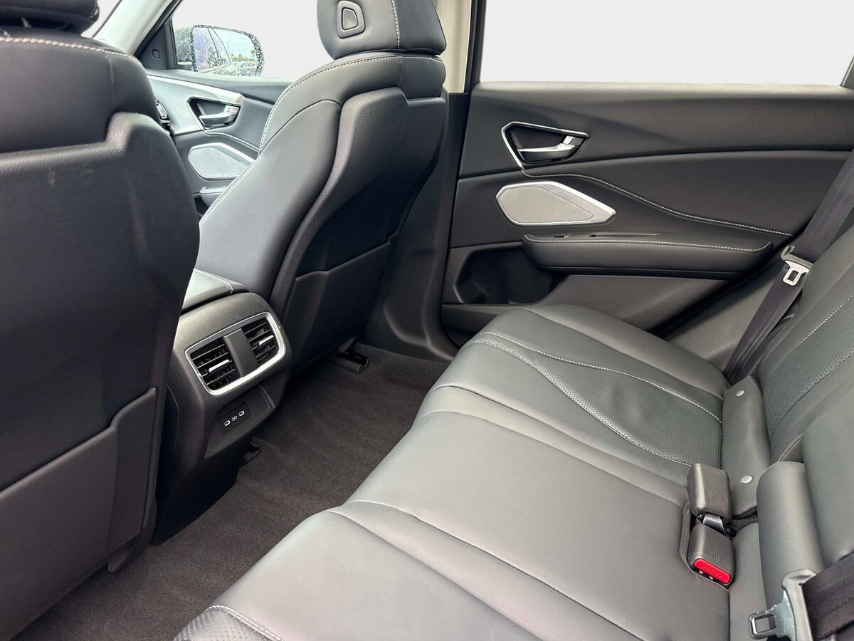 Used 2023 Acura RDX w/ Technology Package FWD image 13