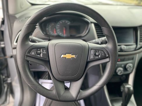 Used 2020 Chevrolet Trax LS w/ Tint and Cruise Package image 28